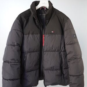 Tommy Hilfiger Black (Taille M) – Like new - Puffer Jacket